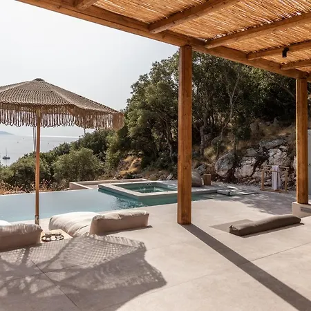 Pera Perou Unspoiled Luxury * איה אפימיה