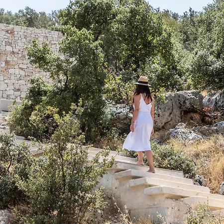 Pera Perou Unspoiled Luxury Айя-Евфимия