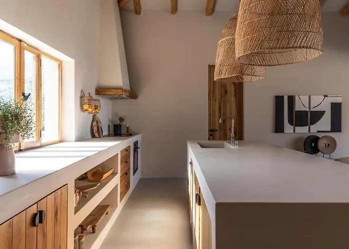 Pera Perou Unspoiled Luxury Vila